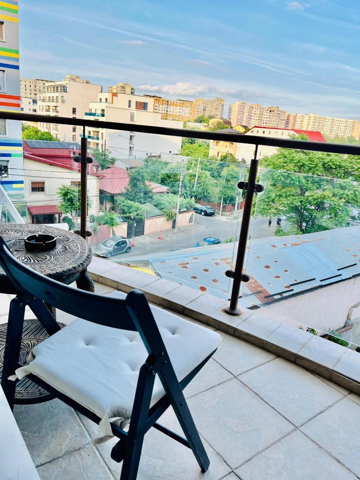 Luxury / Mihai Bravu Apartmens บูคาเรสต์ ภายนอก รูปภาพ
